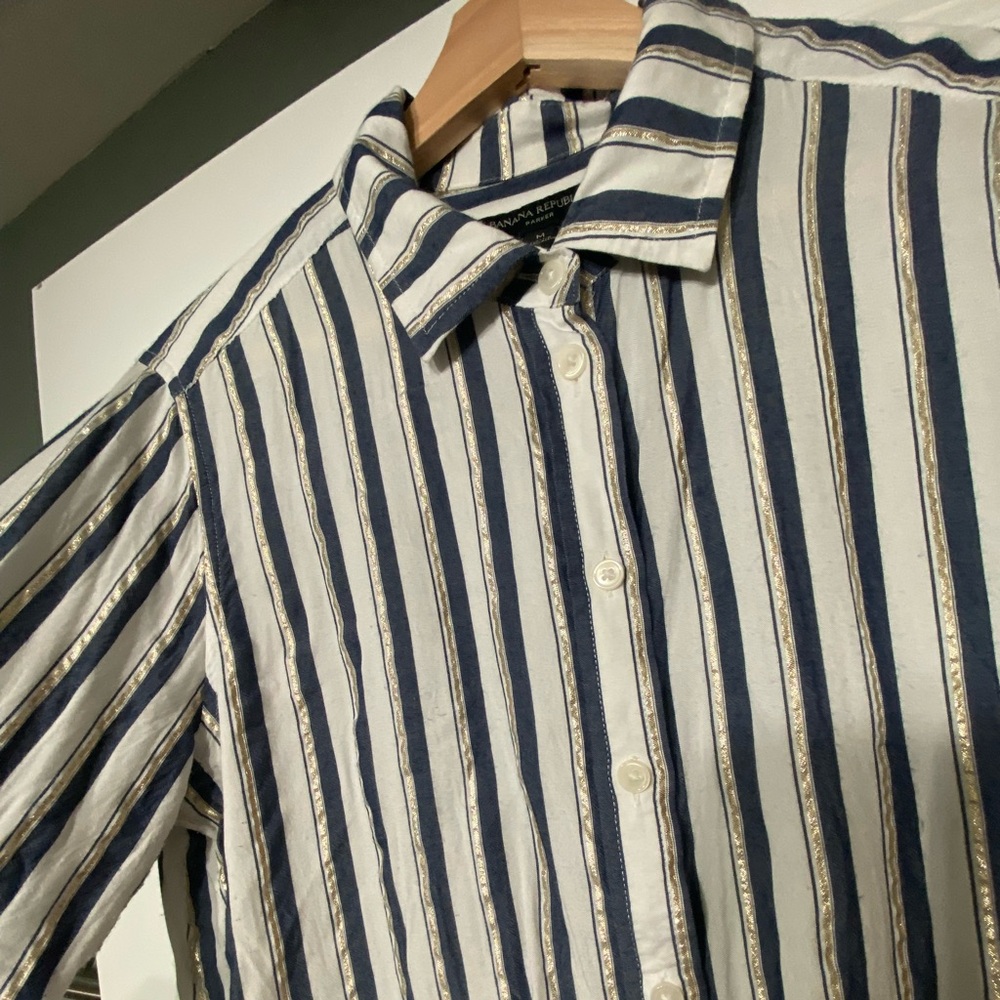 Banana republic, button-down women’s top